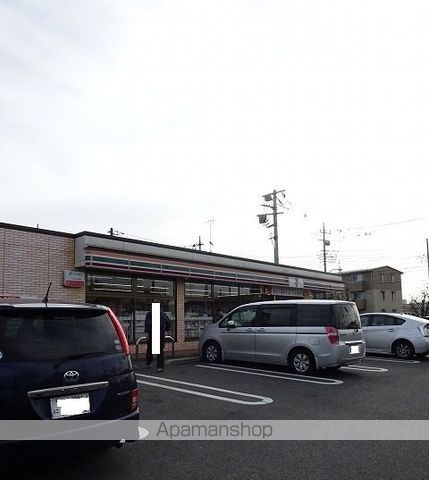 コンビニ　セブンイレブン（コンビニ）まで110m