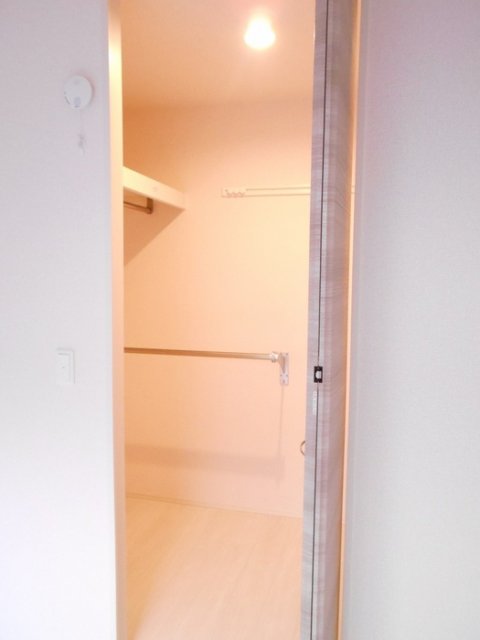 収納　同物件別号室のものです。