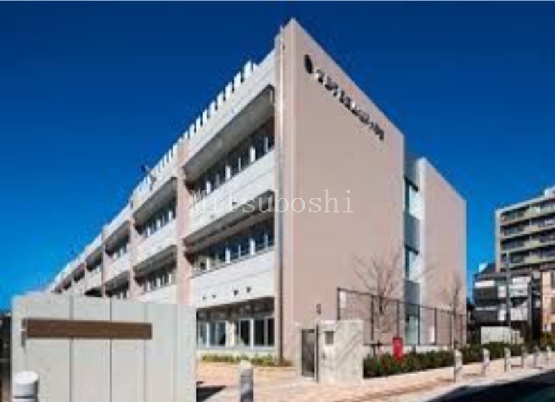 小学校　世田谷区立上北沢小学校（小学校）まで388m