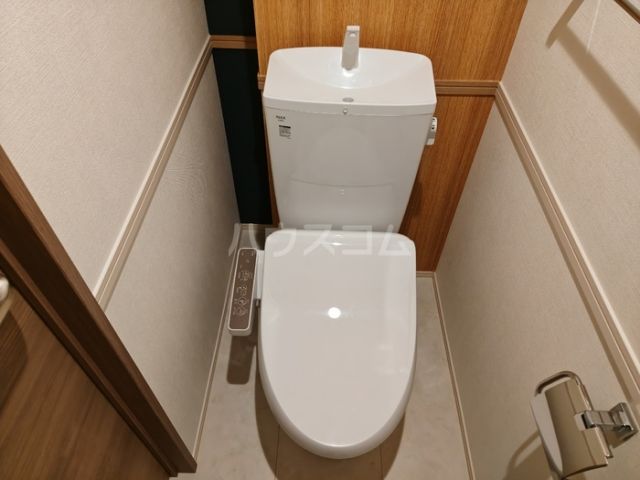 豊橋鉄道渥美線 小池駅 徒歩25分 3階建 築1年のトイレ写真