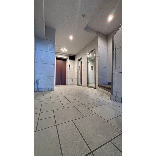 ロビー　セレス駅南