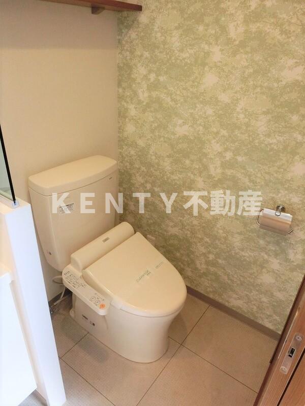 トイレ　落ち着いたトイレです