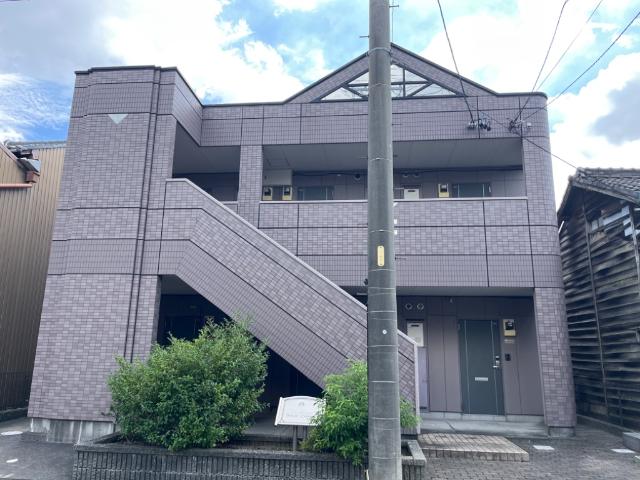 エントランス　外観写真（昼）
