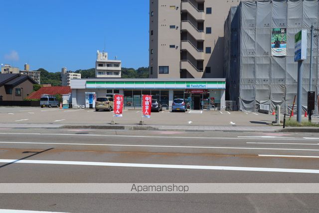 コンビニ　ファミリーマート金沢橋場町店（コンビニ）まで410m