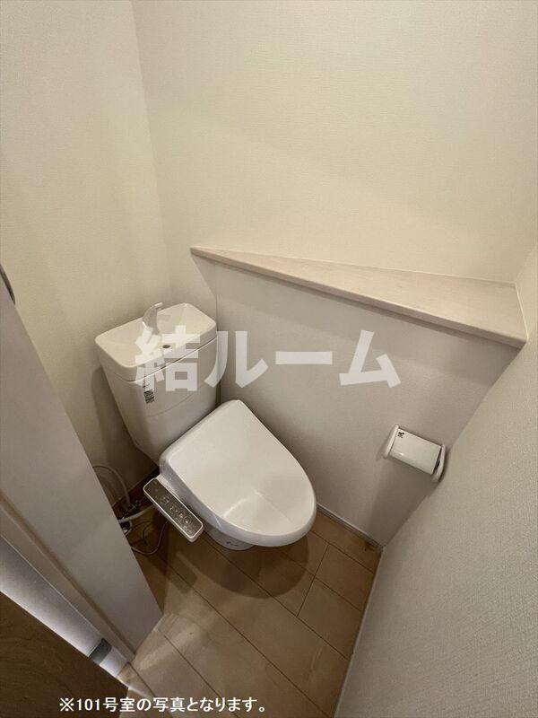 トイレ　別号室参考写真