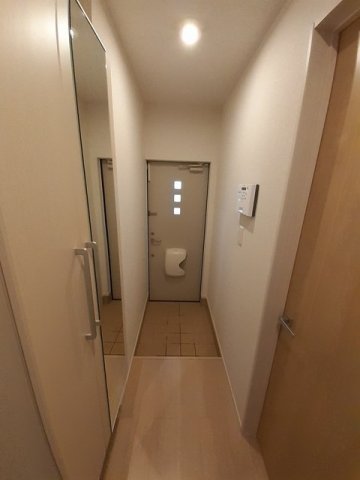 玄関　落ち着いた玄関です