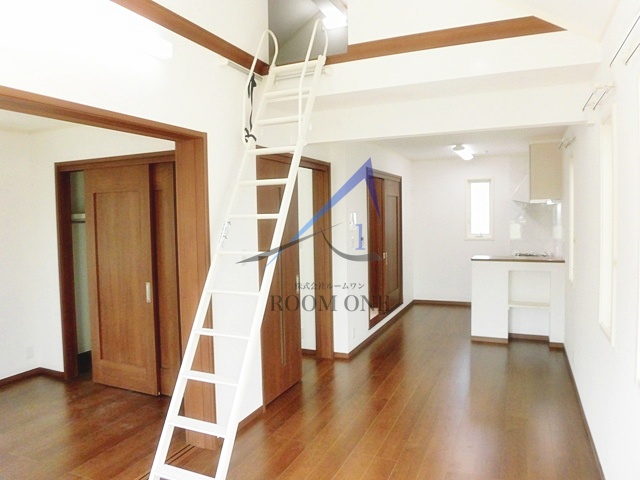居室・リビング　洋室のお部屋です。