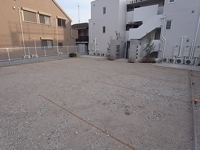 駐車場　★平置き駐車場（砂利敷き）★