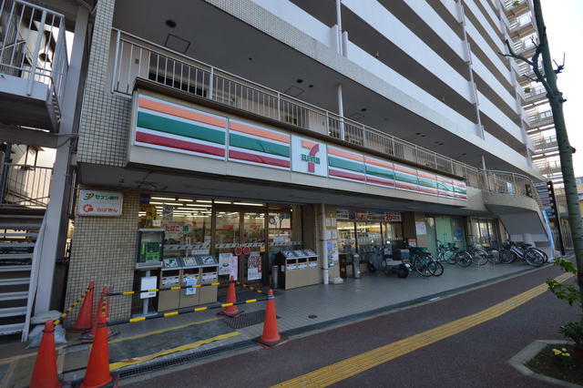 コンビニ　セブンイレブン千葉神明町店（コンビニ）まで390m