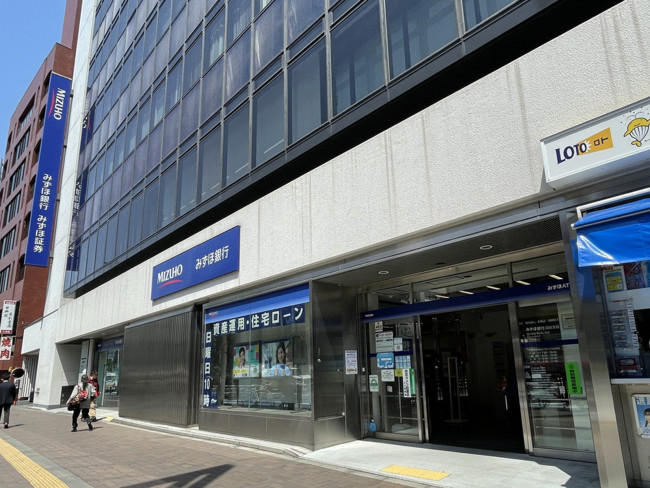 銀行　みずほ銀行四谷支店（銀行）まで481m