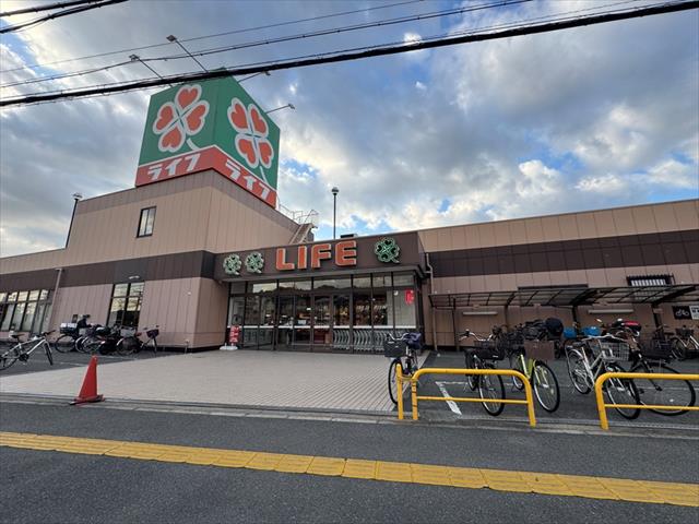 スーパー　ライフ御殿山店（スーパー）まで464m