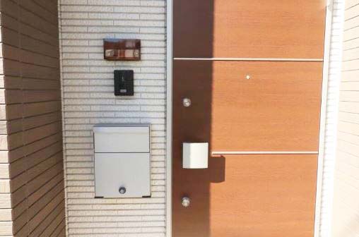 セキュリティ　★カメラ付きインターホンで来客時も安心★