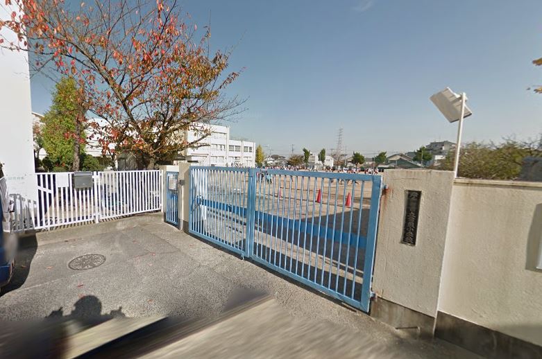 小学校　常盤小学校（小学校）まで303m
