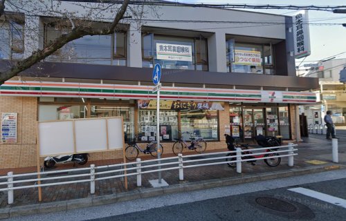 コンビニ　セブンイレブン 神戸育英高校南店（コンビニ）まで16m