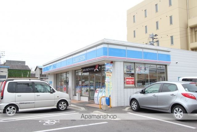 コンビニ　ローソン高松木太町６区（コンビニ）まで389m