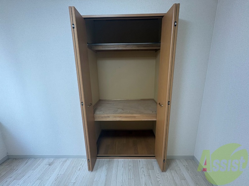 収納　クローゼットがありました。お洋服や荷物はここへ
