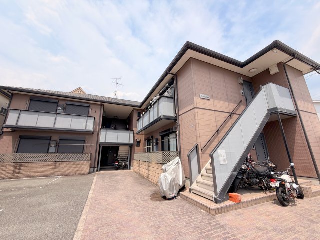 建物外観　綺麗な外観の素敵なお部屋があなたを待っています。