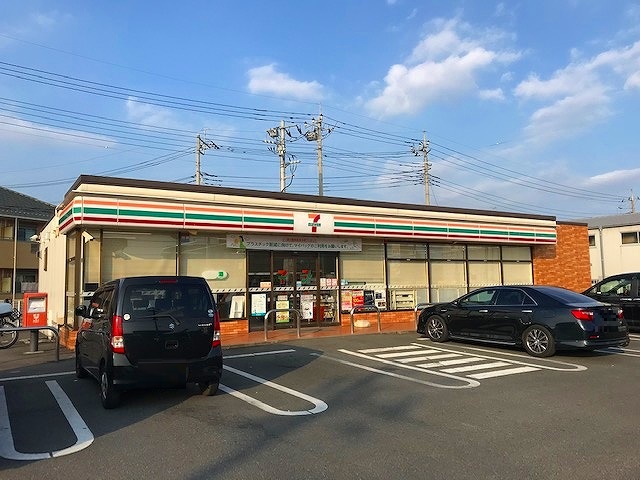 コンビニ　セブンイレブン 太田市藤阿久町店（コンビニ）まで712m