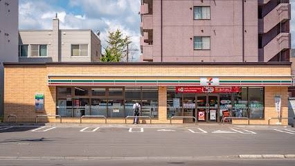 コンビニ　セブンイレブン札幌南9条西7丁目店（コンビニ）まで170m