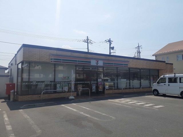 コンビニ　セブンイレブン前橋広瀬３丁目店（コンビニ）まで700m