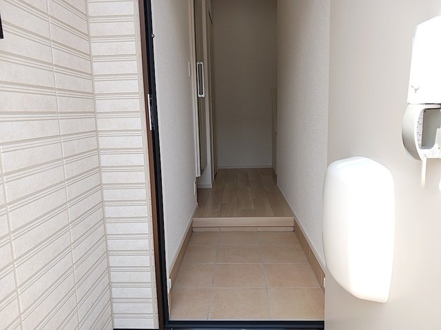 玄関　シンプルで使いやすい玄関です