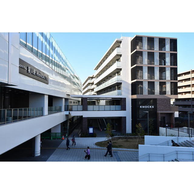 建物外観　駅直結