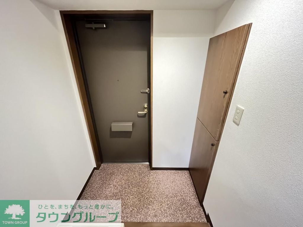 玄関　別部屋写真