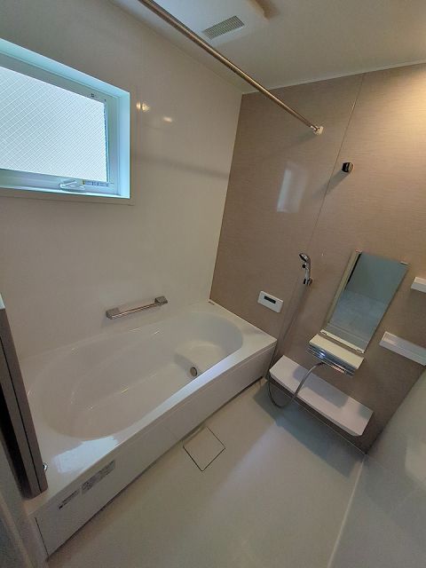 川崎市宮前区菅生2丁目C号棟戸建の風呂写真