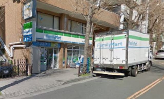 コンビニ　ファミリーマート宮前平駅前店（コンビニ）まで531m