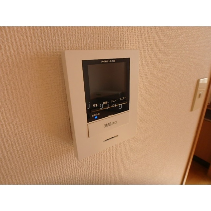 セキュリティ　モニター付きインターホンで来客確認も安心です！