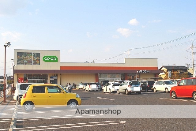 スーパー　とちぎコープ生活協同組合コープ鶴田店（スーパー）まで755m