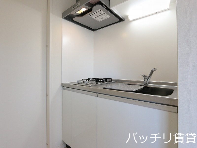 キッチン　同型タイプの為、現状を優先致します。