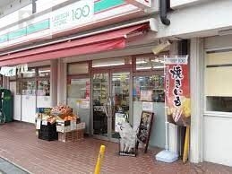 コンビニ　ローソンストア100枚方北中振店（コンビニ）まで124m