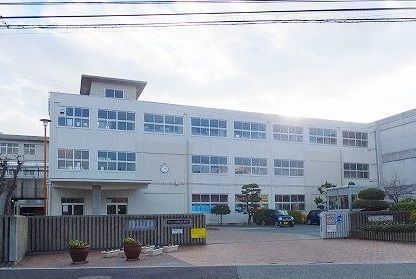 小学校　市立江井島小学校（小学校）まで450m