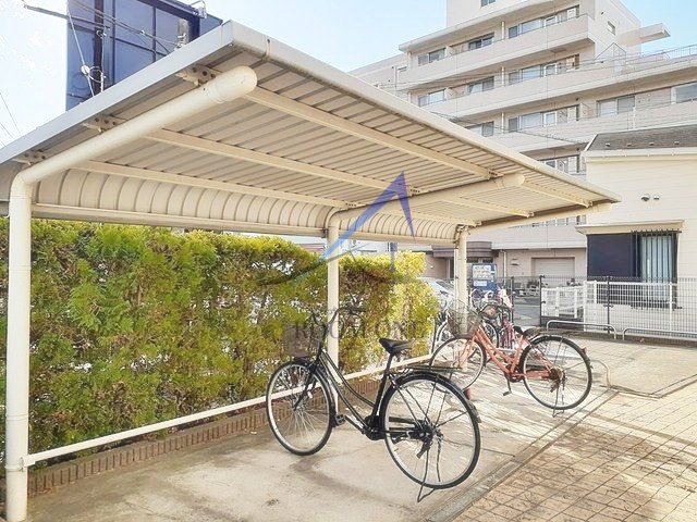 その他共有部分　駐輪スペースです。