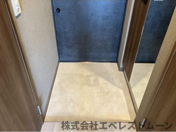 玄関　落ち着いた玄関です