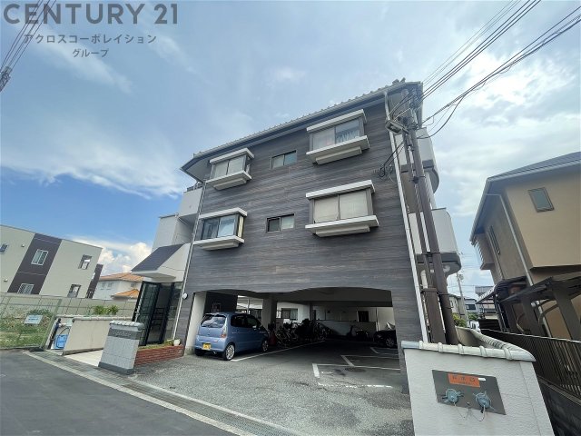 建物外観　２０２６年１０月リノベーション完了予定！