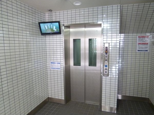 神戸高速鉄道東西線 花隈駅 徒歩1分 10階建 築45年の外観写真