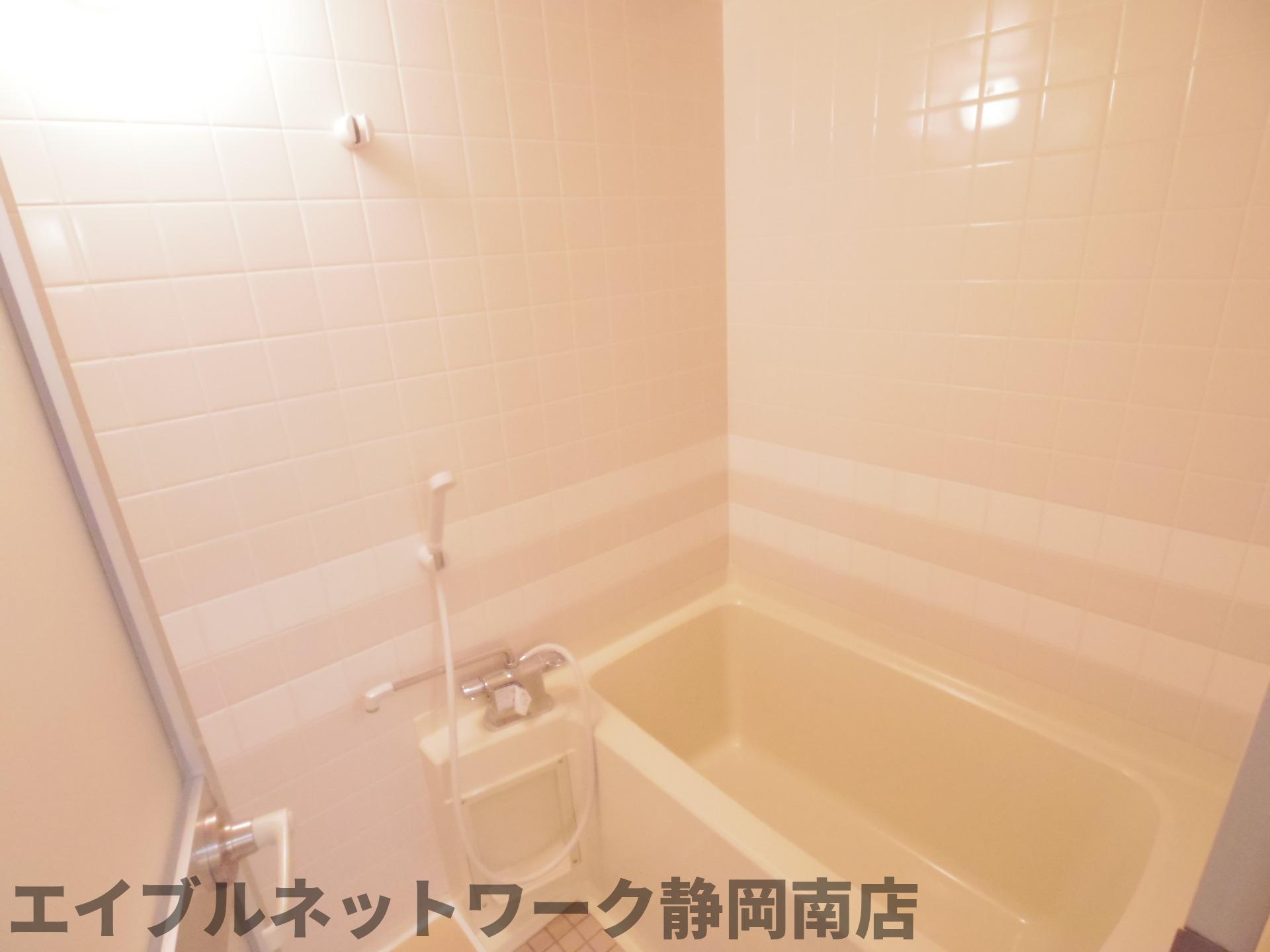 バス・シャワールーム　日々の暮らしに欠かせないお風呂です