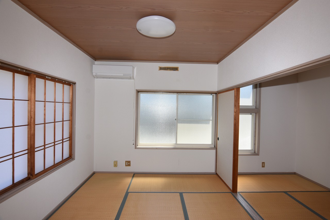 その他　エアコン1台