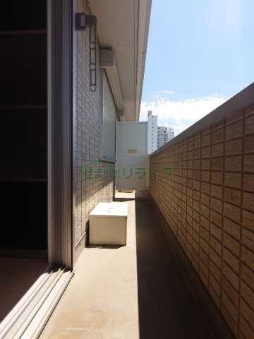 バルコニー　別部屋参考写真となります。