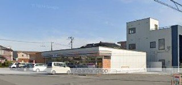 コンビニ　セブン－イレブン高根沢中央店（コンビニ）まで553m