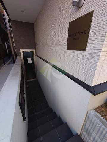 エントランス　One CUBE 夏目坂