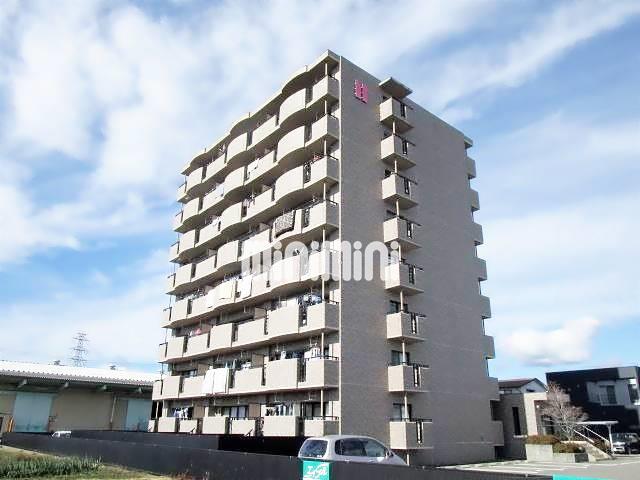 建物外観　重量感のある日当たりの良い外観です。