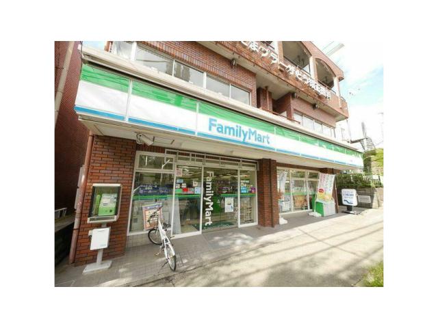 コンビニ　ファミリーマート大和田四丁目店（コンビニ）まで71m