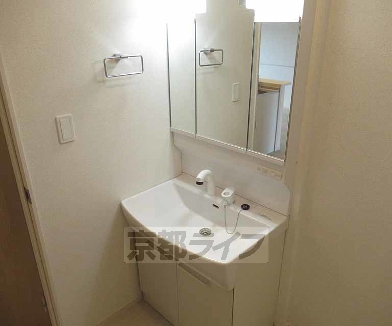 洗面設備　シャンプードレッサー