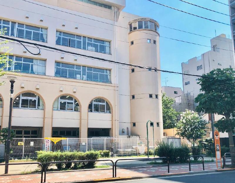 小学校　台東区立大正小学校（小学校）まで86m