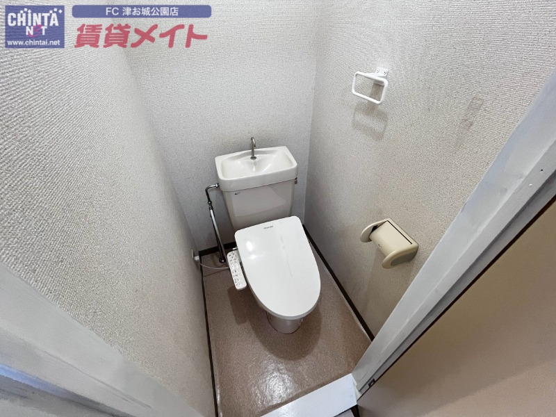 トイレ　同物件別室画像