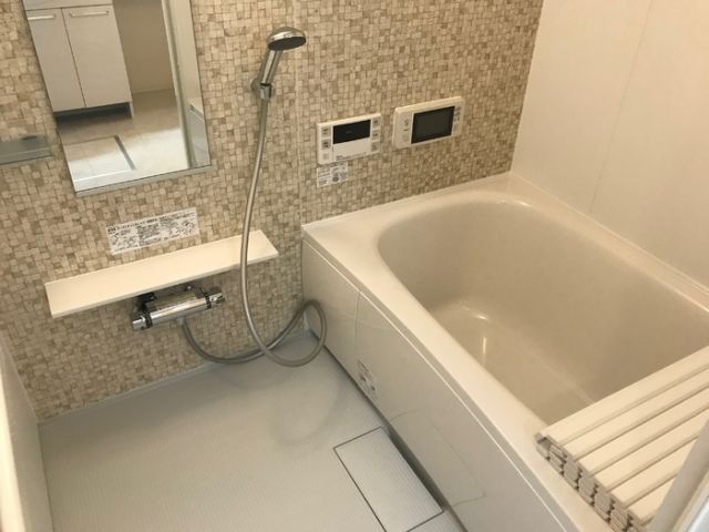 バス・シャワールーム