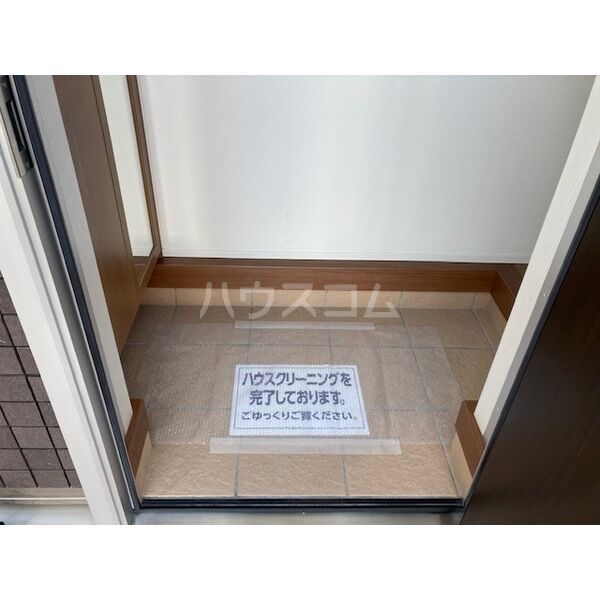 エトワールBの玄関写真
